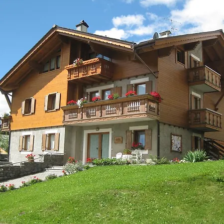 Al Pian Apartment